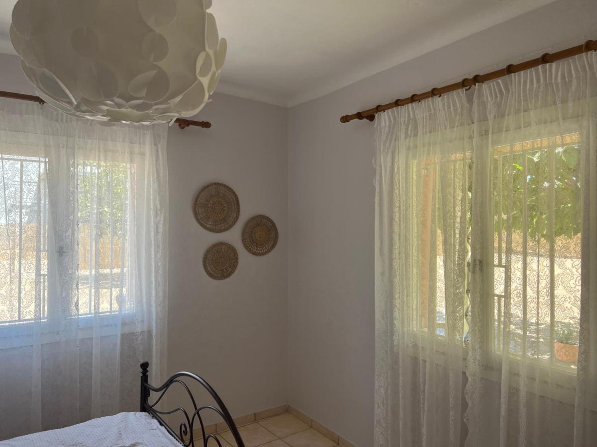 Yiayia Katina'S House Apartment Corinth Exterior photo